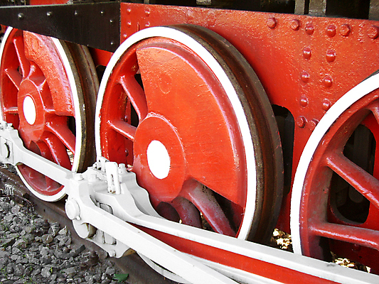 포토 JPG 해외이미지 산업 이동 사람없음 빨간색 기차 수확 바퀴 수증기 복고 엔진 공학 옛날 해외202004 해외포토 교육 육상교통 컬러 컨셉 농업 대중교통 파일형식 이미지허브