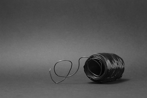 포토 JPG 해외이미지 클리핑패스 곡선 가정 함께함 취미 사람없음 빛 한개 금속 장비 원형 은색 유연 철 잠금 철사 작업도구 섬유 감싸기 고립 고체 스테인레스 얇은 옛날 철강 통일 부족함 해외202004 해외포토 도형 1 선 컬러 컨셉 모션 재질 도구 직물 보안 파일형식 이미지허브