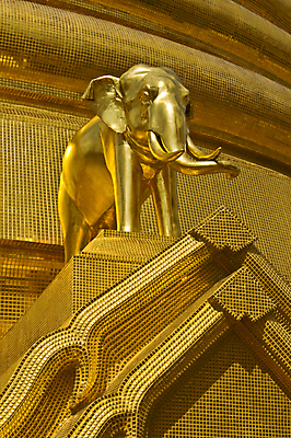 포토 JPG 해외이미지 동물 전통 아시아 문화 건축양식 태국 코끼리 미술 사람없음 장식 조각상 황금 오브젝트 싱글 방콕 해외202004 해외포토 건축 나라 포유류 문화예술 조형물 파일형식 이미지허브