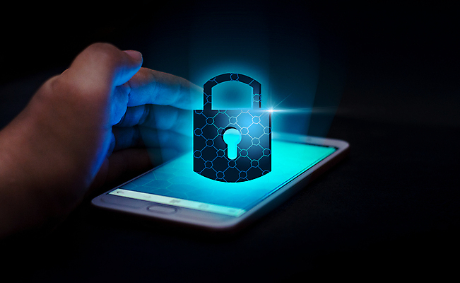 포토 JPG 해외이미지 아이콘 손 백그라운드 컨셉 인터넷 일러스트 비즈니스 모바일 주택 자물쇠 안전 사람없음 스마트폰 핸드폰 컴퓨터 알약 디지털 스크린 자료 웹 터치 정보 잡기 오픈 네트워크 플랫 바이러스 암호 보호 연결 사이버 전화기 스마트 심볼 잠금 보안 시스템 온라인 해커 고립 사생활 가상 해외202004 해외포토 모션 건물 신체부위 전자제품 스마트기기 약 범죄 파일형식 이미지허브