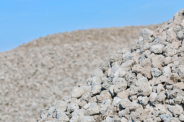 포토 JPG 해외이미지 식물 산업 사람없음 기계 업무 오픈 광석 땅 굴착기 철 개발 고립 깊이 채석 해외202004 해외포토 작업 중장비 파일형식 이미지허브