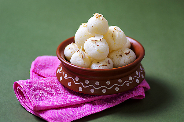 포토 JPG 해외이미지 디저트 사람없음 도자기 원형 사기그릇 냅킨 인도음식 해외포토 도형 그릇 음식 동양음식 파일형식 이미지허브