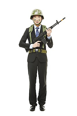 포토 JPG 스튜디오촬영 전신 모자 교육 남자 무기 비즈니스 새출발 실내 한명 서기 누끼 사람 동양인 정장 20대 성인 앞모습 비즈니스라이프 경쟁 군인 총 한국인 직장인 비즈니스맨 연습 신입사원 열정 철모 OJT 군모 연수 오제이티 직무교육 남자만 남자한명만 성인남자만 청년만 청년남자만 청년남자한명만 성인한명만 성인남자한명만 성인만 국내포토 직업 1 라이프스타일 잡화 옷 감정 뷰포인트 컨셉 모션 새로움 인종 청년 내부 보호장비 출발 군용 국군 파일형식