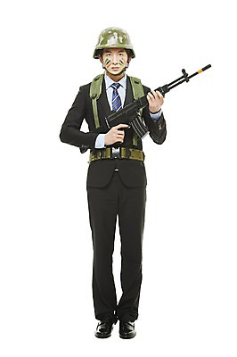 포토 JPG 스튜디오촬영 전신 모자 교육 남자 무기 비즈니스 새출발 실내 한명 서기 누끼 사람 동양인 정장 20대 성인 앞모습 비즈니스라이프 경쟁 군인 총 한국인 직장인 비즈니스맨 연습 신입사원 열정 철모 OJT 군모 연수 오제이티 직무교육 남자만 남자한명만 성인남자만 청년만 청년남자만 청년남자한명만 성인한명만 성인남자한명만 성인만 국내포토 직업 1 라이프스타일 잡화 옷 감정 뷰포인트 컨셉 모션 새로움 인종 청년 내부 보호장비 출발 군용 국군 파일형식