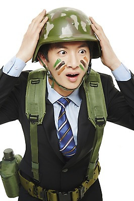 포토 JPG 스튜디오촬영 모자 교육 남자 비즈니스 새출발 실내 한명 서기 누끼 사람 동양인 정장 상반신 20대 성인 앞모습 비즈니스라이프 경쟁 군인 한국인 직장인 비즈니스맨 연습 신입사원 열정 철모 당황 OJT 군모 연수 오제이티 직무교육 남자만 남자한명만 성인남자만 청년만 청년남자만 청년남자한명만 성인한명만 성인남자한명만 성인만 국내포토 직업 1 라이프스타일 잡화 옷 감정 뷰포인트 컨셉 모션 새로움 인종 청년 내부 보호장비 출발 군용 국군 파일형식