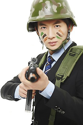 포토 JPG 스튜디오촬영 모자 교육 남자 무기 비즈니스 새출발 실내 한명 서기 누끼 사람 동양인 정장 상반신 20대 성인 앞모습 비즈니스라이프 경쟁 군인 총 한국인 직장인 비즈니스맨 연습 신입사원 열정 철모 OJT 군모 연수 오제이티 직무교육 남자만 남자한명만 성인남자만 청년만 청년남자만 청년남자한명만 성인한명만 성인남자한명만 성인만 국내포토 직업 1 라이프스타일 잡화 옷 감정 뷰포인트 컨셉 모션 새로움 인종 청년 내부 보호장비 출발 군용 국군 파일형식