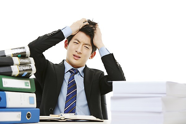 포토 JPG 스튜디오촬영 남자 비즈니스 새출발 스트레스 실내 한명 누끼 사람 앉기 동양인 정장 손짓 상반신 20대 성인 앞모습 비즈니스라이프 다이어리 한국인 업무 직장인 비즈니스맨 작업실 신입사원 문서 파일 업무과다 바인더 남자만 남자한명만 성인남자만 청년만 청년남자만 청년남자한명만 성인한명만 성인남자한명만 성인만 국내포토 직업 1 라이프스타일 옷 뷰포인트 모션 새로움 인종 청년 내부 사무용품 작업 출발 파일형식