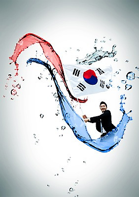 PSD 편집 편집이미지 남자 물결 컬러 물줄기 한명 들기 사람 동양인 상반신 20대 성인 빨간색 물 파란색 흐름 한국인 물방울 깃발 비즈니스맨 액체 국기 태극기 태극 액체표현 애국심 남자만 남자한명만 성인남자만 청년만 청년남자만 청년남자한명만 성인한명만 성인남자한명만 성인만 이미지편집 자연요소 1 문양 컨셉 비즈니스 모션 순간포착 인종 청년 직장인 파일형식