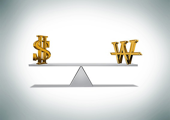 PSD 편집 편집이미지 라이프스타일 기호 돈 비즈니스 저울 사람없음 금융 경제 비즈니스라이프 달러 원화 화폐기호 이미지편집 문자 생활 재산 화폐 파일형식