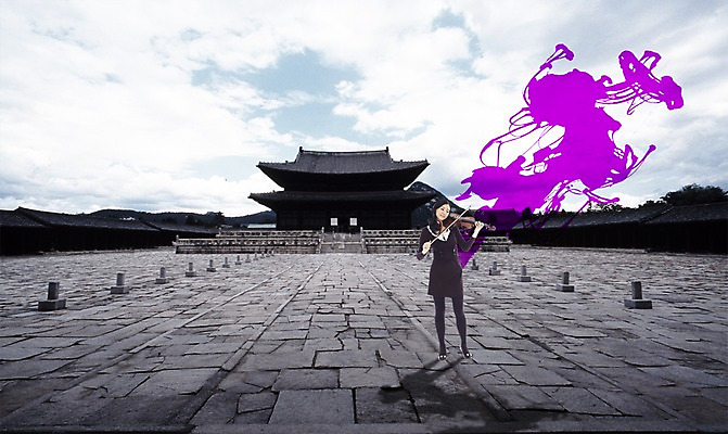 전신 PSD 구름 편집 편집이미지 여자 악기 음악 연주 한국건축 하늘 현악기 한명 들기 사람 동양인 성인 궁전 바이올린 경복궁 근정전 여자만 여자한명만 성인여자만 성인만 이미지편집 자연요소 1 건축 고건축 모션 문화예술 한국 인종 파일형식