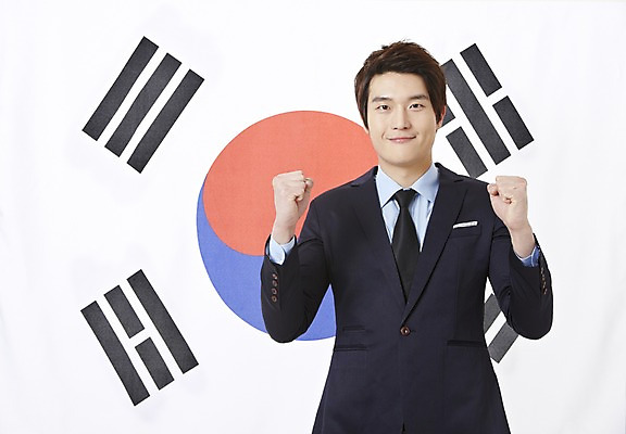 포토 JPG 스튜디오촬영 남자 캠페인 비즈니스 실내 한명 서기 미소 웃음 사람 동양인 정장 손짓 상반신 20대 성인 앞모습 파이팅 주먹 한국인 직장인 비즈니스맨 공익캠페인 국기 태극기 애국심 나라사랑 애국자 남자만 남자한명만 성인남자만 청년만 청년남자만 청년남자한명만 성인한명만 성인남자한명만 성인만 국내포토 직업 1 옷 뷰포인트 모션 표정 인종 청년 내부 파일형식