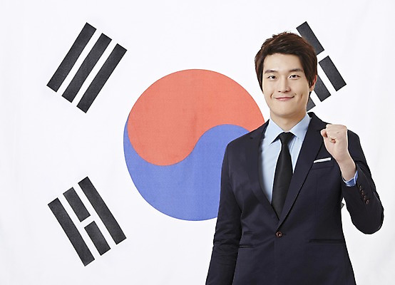 포토 JPG 스튜디오촬영 남자 캠페인 비즈니스 실내 한명 서기 미소 웃음 사람 동양인 정장 손짓 상반신 20대 성인 앞모습 파이팅 주먹 한국인 직장인 비즈니스맨 공익캠페인 국기 태극기 애국심 나라사랑 애국자 남자만 남자한명만 성인남자만 청년만 청년남자만 청년남자한명만 성인한명만 성인남자한명만 성인만 국내포토 직업 1 옷 뷰포인트 모션 표정 인종 청년 내부 파일형식