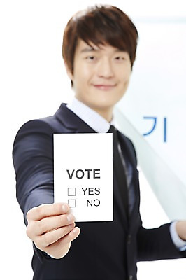 포토 JPG 스튜디오촬영 남자 캠페인 비즈니스 실내 한명 서기 미소 웃음 들기 누끼 사람 동양인 정장 상반신 20대 성인 아웃포커스 한국인 직장인 비즈니스맨 공익캠페인 투표 선거 민주주의 사회이슈 투표용지 투표소 남자만 남자한명만 성인남자만 청년만 청년남자만 청년남자한명만 성인한명만 성인남자한명만 성인만 유권자 국내포토 직업 1 옷 컨셉 모션 촬영기법 표정 인종 청년 내부 파일형식