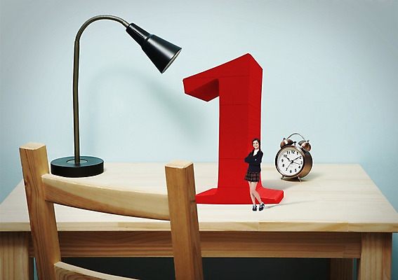 전신 PSD 외국인 편집 편집이미지 학생 여학생 여자 교육 교복 시계 의자 중학생 청소년 조명 한명 서기 사람 동양인 10대 숫자 자명종 스탠드 책상 여자만 여자한명만 십대만 십대여자만 십대여자한명만 이미지편집 문자 1 옷 가구 모션 인종 알람 파일형식