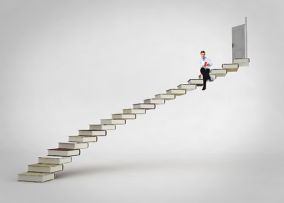 전신 PSD 서양인 외국인 편집이미지 남자 여유 휴식 한명 사람 앉기 성인 책 독서 3D 문 계단 비즈니스맨 남자만 남자한명만 성인남자만 성인만 편집3D 1 감정 컨셉 비즈니스 모션 인종 직장인 디지털합성 파일형식