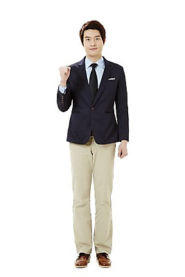 포토 JPG 스튜디오촬영 전신 남자 캠페인 비즈니스 모션 실내 한명 서기 미소 웃음 누끼 사람 동양인 손짓 20대 성인 파이팅 주먹 한국인 직장인 비즈니스맨 공익캠페인 남자만 남자한명만 성인남자만 청년만 청년남자만 청년남자한명만 성인한명만 성인남자한명만 성인만 국내포토 직업 1 표정 인종 청년 내부 파일형식