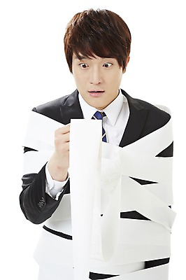 포토 JPG 스튜디오촬영 남자 캠페인 비즈니스 실내 한명 서기 누끼 사람 동양인 상반신 20대 성인 금융 경제 쇼핑 놀람 한국인 직장인 비즈니스맨 절약 공익캠페인 사회이슈 영수증 충동구매 과소비 남자만 남자한명만 성인남자만 청년만 청년남자만 청년남자한명만 성인한명만 성인남자한명만 성인만 국내포토 직업 1 감정 컨셉 모션 표정 인종 청년 내부 소비 파일형식