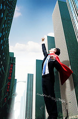 전신 PSD 구름 편집 편집이미지 남자 로우앵글 포즈 비즈니스 하늘 한명 서기 미소 웃음 사람 동양인 풍경 정장 손짓 빌딩 20대 성인 청춘 도시풍경 맑음 한국인 도시 직장인 비즈니스맨 자신감 큼 망토 슈퍼맨 거인 손뻗기 남자만 남자한명만 성인남자만 청년만 청년남자만 청년남자한명만 성인한명만 성인남자한명만 성인만 이미지편집 자연요소 직업 1 옷 감정 뷰포인트 컨셉 모션 날씨 표정 인종 청년 건물 크기 영웅 파일형식