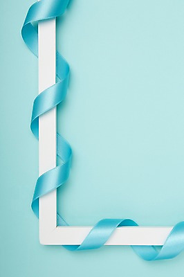 포토 JPG 스튜디오촬영 리본 컬러 액자 백그라운드 실내 틀 사람없음 장식 파란색 끈 오브젝트 국내포토 내부 파일형식