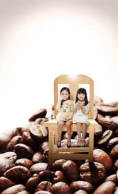 전신 PSD 편집 편집이미지 원피스 여자 커피 어린이 구두 의자 티타임 잔 미소 웃음 들기 사람 앉기 동양인 손짓 소녀 두명 컵 캐주얼 친구 청춘 장난감 유치원생 한국인 원두 마시기 커피잔 낟알 오브젝트 원두커피 여자만 어린이만 소녀만 이미지편집 식기 옷 음료 가구 신발 컨셉 관계 모션 휴식 표정 인종 파일형식