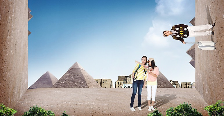 전신 PSD 외국인 편집 편집이미지 라이프스타일 응시 여자 노년 남자 해외여행 여행 가방 배낭 휴가 이집트 서기 미소 웃음 사람 동양인 손짓 20대 성인 라이프 세명 관광지 친구 청춘 캐리어 여행가방 사막 한국인 가리킴 잡기 원형 60대 가이드북 피라미드 사방 성인만 이미지편집 도형 해외 건축물 시선 잡화 컨셉 관계 모션 아프리카 표정 인종 청년 생활 랜드마크 파일형식