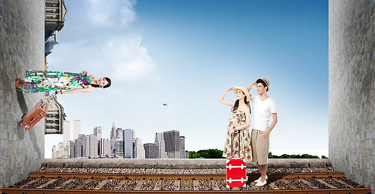 전신 PSD 서양인 외국인 백인 편집 편집이미지 라이프스타일 커플 응시 시선 원피스 여자 남자 해외여행 여행 꽃무늬 가방 휴가 서기 미소 웃음 사람 동양인 빌딩 20대 성인 건물 라이프 세명 관광지 청춘 중국인 캐리어 여행가방 기찻길 잡기 원형 사방 청년만 성인만 이미지편집 도형 해외 건축물 잡화 옷 꽃 컨셉 무늬 관계 모션 표정 인종 청년 생활 파일형식