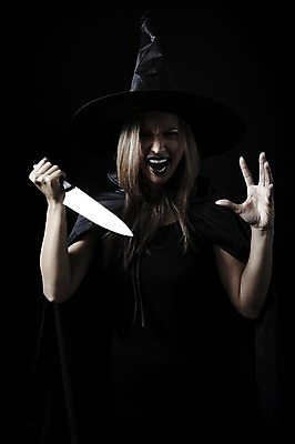 포토 JPG 스튜디오촬영 외국인 모델 해외기획촬영 모자 2012년태국 여자 컨셉 검은배경 실내 한명 서기 사람 손짓 20대 성인 분장 할로윈 찡그림 칼 위협 마녀 백설공주 식칼 마녀모자 여자만 여자한명만 성인여자만 청년만 청년여자만 성인한명만 청년여자한명만 성인여자한명만 성인만 겁주기 국내포토 모자_잡화 1 잡화 백그라운드 모션 주방용품 동화 표정 인종 청년 내부 검은색 공주님 파일형식