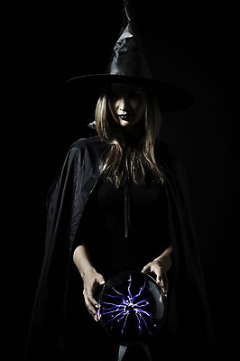 포토 JPG 스튜디오촬영 외국인 모델 해외기획촬영 모자 2012년태국 여자 컨셉 검은배경 실내 한명 서기 사람 20대 성인 분장 할로윈 마술 구슬 마녀 백설공주 마법 마녀모자 수정구슬 요술 여자만 여자한명만 성인여자만 청년만 청년여자만 성인한명만 청년여자한명만 성인여자한명만 성인만 국내포토 모자_잡화 1 잡화 백그라운드 모션 동화 인종 청년 내부 검은색 마술도구 공주님 파일형식