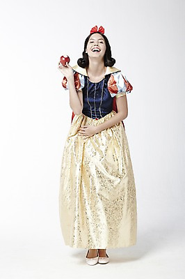 포토 JPG 스튜디오촬영 전신 외국인 모델 해외기획촬영 2012년태국 드레스 여자 컨셉 과일 실내 한명 서기 미소 웃음 누끼 사람 20대 성인 사과 백설공주 독사과 여자만 여자한명만 성인여자만 청년만 청년여자만 성인한명만 청년여자한명만 성인여자한명만 성인만 국내포토 1 옷 모션 동화 표정 인종 청년 내부 독약 공주님 파일형식