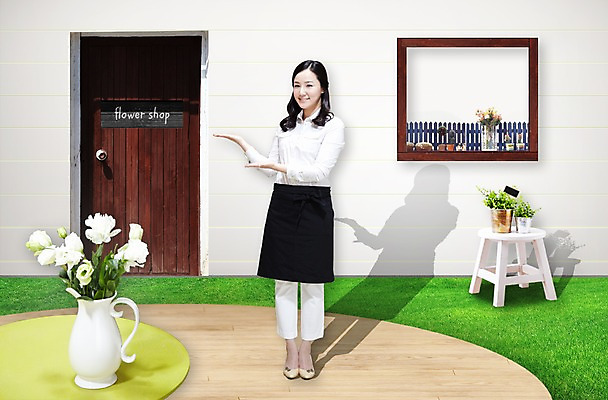 전신 PSD 식물 편집 편집이미지 직업 우먼라이프 라이프스타일 여자 꽃 화분 화초 창문 안내 틀 한명 서기 미소 웃음 사람 동양인 손짓 20대 성인 라이프 앞모습 청춘 꽃병 앞치마 한국인 흰색 꽃집 창업 플로리스트 여자만 여자한명만 성인여자만 청년만 청년여자만 성인한명만 청년여자한명만 성인여자한명만 성인만 이미지편집 1 뷰포인트 컬러 컨셉 모션 표정 인종 청년 생활 상점 자영업 파일형식