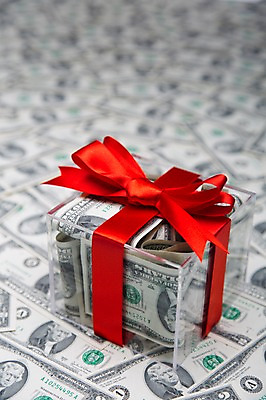 포토 JPG 스튜디오촬영 리본 백그라운드 지폐 돈 포장 실내 선물포장 선물 근접촬영 사람없음 아웃포커스 장식 금융 경제 선물상자 상자 쌓기 달러 끈 오브젝트 국내포토 뷰포인트 모션 촬영기법 내부 재산 파일형식