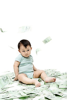 포토 JPG 스튜디오촬영 전신 응시 남자 어린이라이프 지폐 돈 날리기 실내 한명 누끼 사람 앉기 동양인 앞모습 금융 경제 한국인 아기 원화 만원 어린이경제 돈벼락 남자만 남자한명만 아기만 남자아기만 남자아기한명만 국내포토 1 라이프스타일 시선 어린이 뷰포인트 모션 인종 내부 재산 파일형식