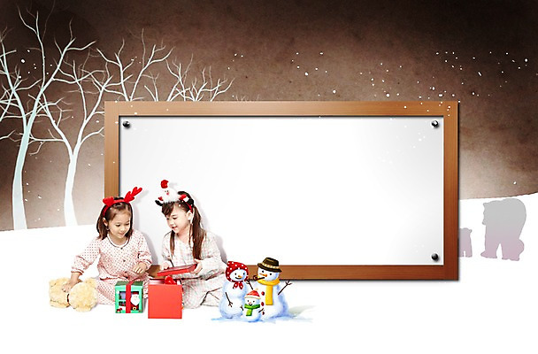 PSD 외국인 편집 편집이미지 계절 여자 어린이 인형 크리스마스 설경 겨울 가족 눈사람 포토일러 프레임 알림판 크리스마스선물 선물 미소 웃음 사람 앉기 풍경 손짓 소녀 이벤트 두명 친구 선물상자 설원 유치원생 잠옷 만지기 눈 자매 여자만 어린이만 이미지편집 자연요소 옷 기념일 관계 모션 날씨 눈_날씨 표정 인종 상자 파일형식