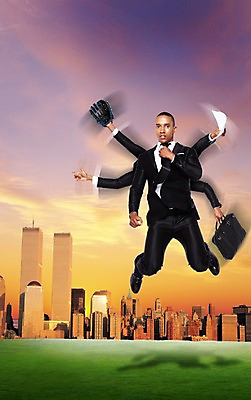 전신 PSD 서양인 외국인 편집이미지 손 남자 흑인 서류가방 한명 들기 사람 풍경 정장 손짓 빌딩 잔디 성인 취미 신체부위 30대 청춘 노을 점프 다양 가을 업무 야구글러브 직장인 비즈니스맨 문서 바쁨 팔 멀티 멀티태스크 성인한명만 장년만 성인만 이미지편집 자연요소 식물 직업 1 옷 계절 다수 컨셉 가방 비즈니스 모션 인종 건물 장년 글러브 작업 파일형식