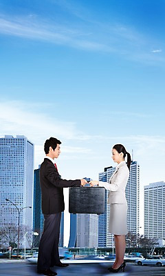 전신 PSD 구름 편집 편집이미지 여자 남자 구두 서류가방 가방 비즈니스 하늘 영업 서기 들기 사람 동양인 정장 손짓 빌딩 20대 성인 두명 건물 옆모습 청춘 도시풍경 마주보기 거래 한국인 도시 직장인 비즈니스맨 비즈니스우먼 큼 치마정장 거인 청년만 성인만 이미지편집 자연요소 직업 건축물 잡화 옷 뷰포인트 신발 컨셉 모션 인종 풍경 청년 치마 크기 파일형식