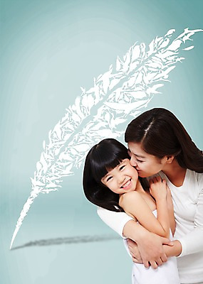 PSD 편집 편집이미지 여자 딸 어린이 무늬 가족 안기 포옹 모녀 엄마 키스 웃음 사람 동양인 소녀 상반신 성인 두명 옆모습 장식 30대 부모 유치원생 한국인 자녀 깃털 새털 여자만 이미지편집 뷰포인트 관계 모션 표정 인종 장년 애정표현 파일형식