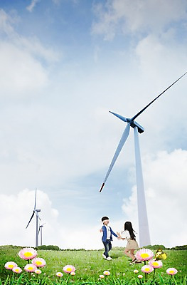 주간 전신 PSD 식물 구름 편집 편집이미지 계절 여자 남자 꽃 어린이 나비 백그라운드 하늘 서기 사람 동양인 풍경 소녀 소년 초원 야외 두명 소풍 봄풍경 봄 한국인 풍차 풍력에너지 술래잡기 어린이만 이미지편집 자연요소 곤충 모션 놀이 인종 야외활동 그린에너지 파일형식