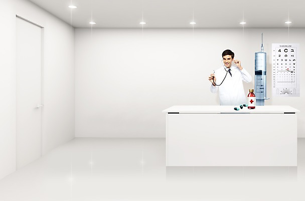 PSD 외국인 편집이미지 직업 남자 의학 청진기 병원 주사기 한명 미소 웃음 들기 사람 상반신 성인 앞모습 치료 30대 알약 약 진료 의사 가운 의사가운 약병 책상 안과 시력검사 의료기관 남자만 남자한명만 성인남자만 성인한명만 성인남자한명만 장년만 장년남자만 장년남자한명만 성인만 이미지편집 1 옷 뷰포인트 가구 의료기기 모션 표정 인종 장년 의료진 검사_조사 병_담는 파일형식