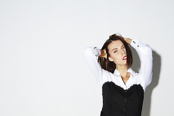 포토 JPG 스튜디오촬영 외국인 해외기획촬영 2012년태국 여자 비즈니스 실내 한명 서기 사람 손짓 상반신 20대 성인 앞모습 직장인 비즈니스우먼 여자만 여자한명만 성인여자만 청년만 청년여자만 성인한명만 청년여자한명만 성인여자한명만 성인만 국내포토 직업 1 뷰포인트 모션 인종 청년 내부 파일형식