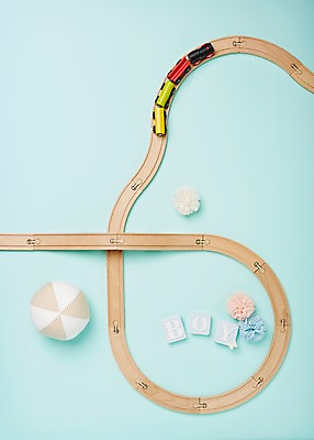 포토 JPG 스튜디오촬영 알파벳 영어 잡화 길 컬러 생활용품 백그라운드 공 대문자 실내 근접촬영 사람없음 단어 장난감 놀이용품 블록 기찻길 아기용품 기차 오브젝트 코사지 민트색 철도의날 국내포토 문자 육상교통 뷰포인트 장신구 대중교통 내부 파일형식 법정기념일