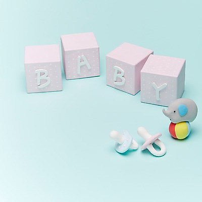 포토 JPG 스튜디오촬영 알파벳 영어 잡화 인형 컬러 배경화면 생활용품 백그라운드 대문자 코끼리 실내 근접촬영 사람없음 아웃포커스 단어 장난감 놀이용품 블록 아기용품 노리개젖꼭지 오브젝트 민트색 국내포토 문자 뷰포인트 포유류 촬영기법 내부 파일형식