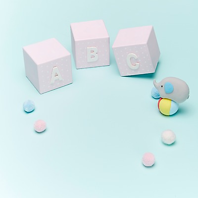 포토 JPG 스튜디오촬영 알파벳 영어 잡화 인형 생활용품 백그라운드 대문자 코끼리 실내 근접촬영 사람없음 아웃포커스 장난감 놀이용품 블록 아기용품 오브젝트 국내포토 문자 뷰포인트 포유류 촬영기법 내부 파일형식