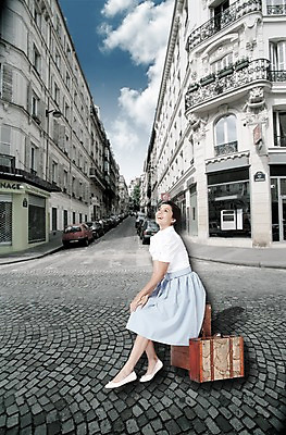 전신 PSD 외국인 편집 편집이미지 직업 건축물 여자 문화 예술 여행 가방 자동차 문화예술 거리 한명 미소 웃음 사람 앉기 20대 성인 건물 옆모습 치마 여행가방 올려보기 도시 배우 영화배우 오드리헵번 여자만 여자한명만 성인여자만 청년만 청년여자만 성인한명만 청년여자한명만 성인여자한명만 성인만 이미지편집 1 잡화 건축 육상교통 뷰포인트 모션 하의 표정 인종 청년 연예인 파일형식