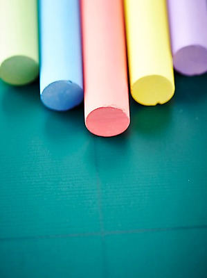 포토 JPG 스튜디오촬영 백그라운드 프레임 알림판 실내 틀 근접촬영 사람없음 아웃포커스 칠판 알림 오브젝트 분필 교구 국내포토 교육 뷰포인트 촬영기법 내부 초크 파일형식