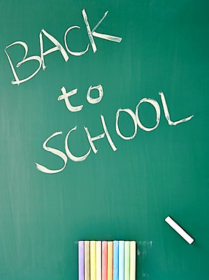 포토 JPG 스튜디오촬영 알파벳 영어 교육 컬러 백그라운드 프레임 알림판 실내 틀 사람없음 단어 컬러풀 칠판 알림 오브젝트 분필 교구 국내포토 문자 내부 초크 파일형식