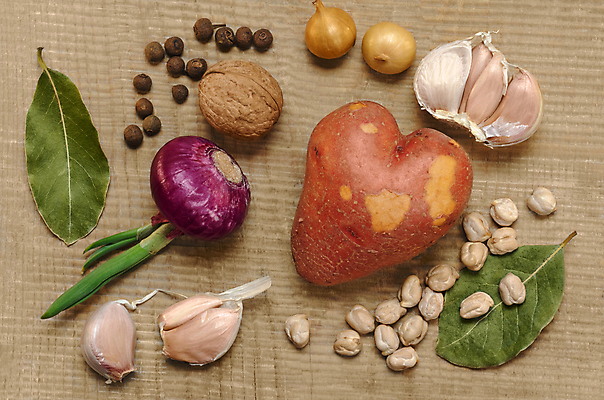 포토 JPG 해외이미지 음식 감자 마늘 사람없음 그룹 오브젝트 활 호두 성분 제비 병아리콩 해외202004 해외포토 채소 조류 콩 견과류 파일형식 이미지허브