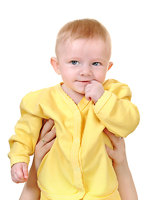포토 JPG 해외이미지 백인 1 남자 행복 아들 얼굴 어린이 백그라운드 손가락 실내 건강 관리 한명 소년 금발 노란색 머리 활발 흰색 아기 잡기 핥기 순수 즐거움 호기심 옷입기 걸음마 천진난만 해외202004 해외포토 서양인 헤어스타일 손 감정 컬러 컨셉 가족 모션 사람 내부 신체부위 파일형식 이미지허브