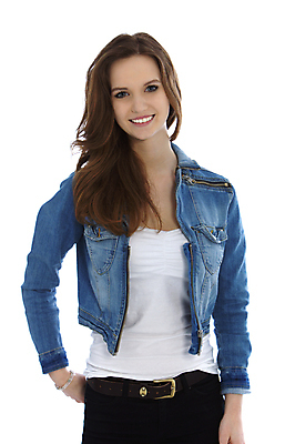 포토 JPG 해외이미지 백인 1 헤어스타일 응시 행복 여유 백그라운드 갈색머리 표정 한명 웃음 청년 성인 재킷 흰색 날씬함 싱글 해외202004 해외포토 서양인 시선 감정 컬러 사람 외투 몸매 파일형식 이미지허브