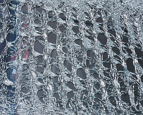 포토 JPG 해외이미지 창문 교통시설 자동차 유리 안전 사람없음 내부 손상 그물 수리 위험 사건 질감 골절 깨짐 자동 해외202004 해외포토 육상교통 교통 컨셉 의학 재질 시설 파일형식 이미지허브