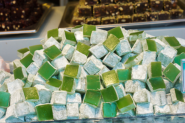 포토 JPG 해외이미지 실내 사람없음 쌓기 여러개 달콤 가득함 가판대 로쿰 해외202004 해외포토 다수 모션 디저트 내부 맛 터키음식 파일형식 이미지허브